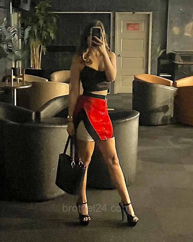 Brandi Bliss - Sensual and Passionate Perth, Australia female escort photo 1