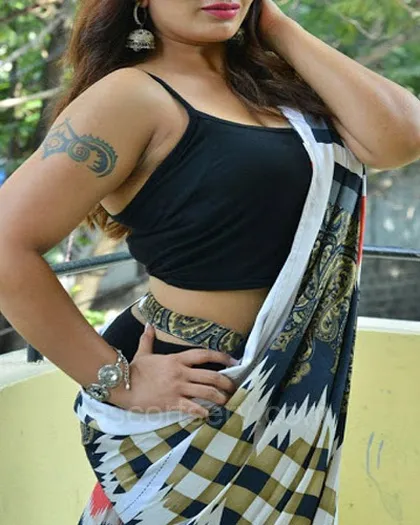 I DAMINI VYAS INTENSE HOUSEWIFE Chennai, India female escort photo 2