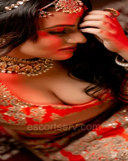 I NAJLI KAPOOR DIVORCED INDEPENDENT MODEL Bengaluru, India female escort photo 4
